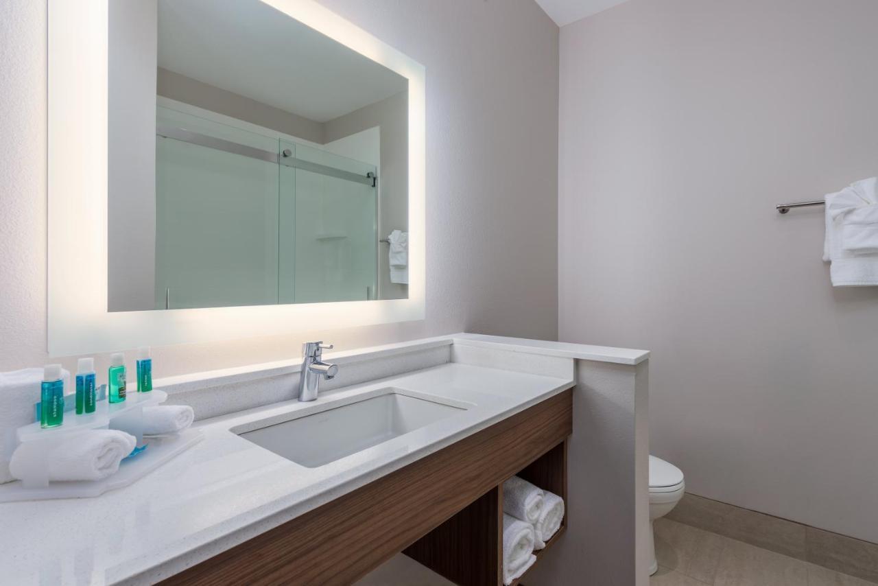 Holiday Inn Express Troy By Ihg מראה חיצוני תמונה